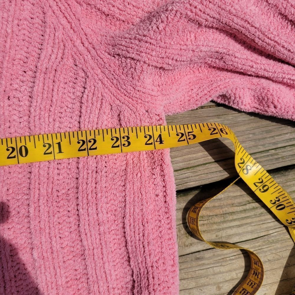 Pink Sweater‎ - Picture 10 of 11